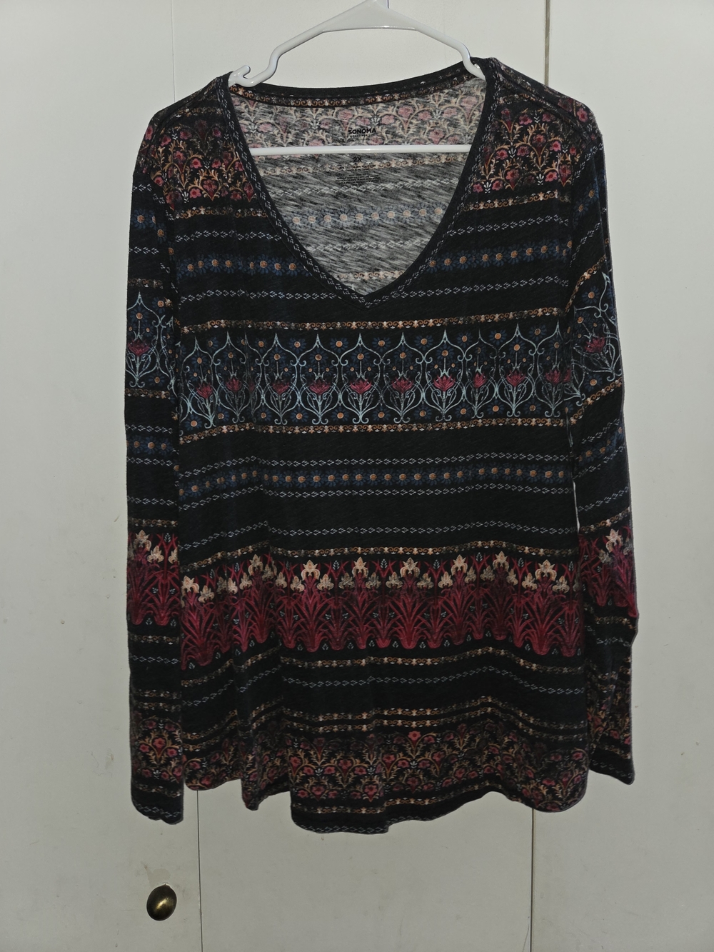 Sonoma Black Long Sleeve V-Neck Top with Pink and Blue Pattern